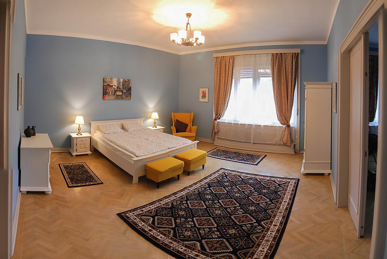 City House تيميشورا المظهر الخارجي الصورة